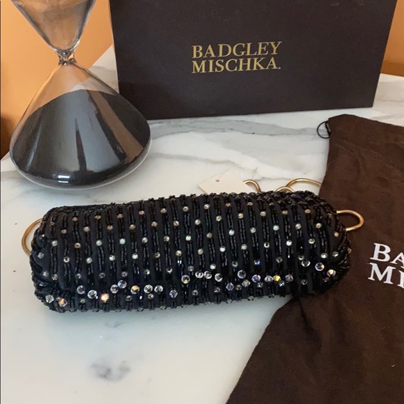 BADGLEY MISCHKA Crystal Evening Jeweled Clutch NWT - Picture 8 of 8